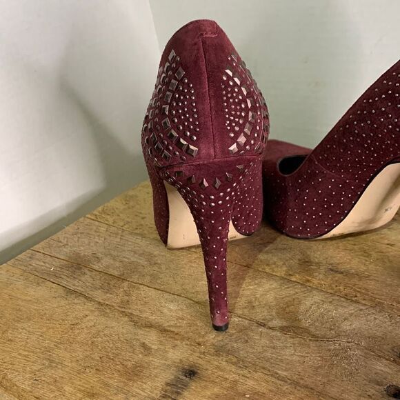BCBGeneration studded party pumps maroon high heels glam runway - Picture 6 of 11